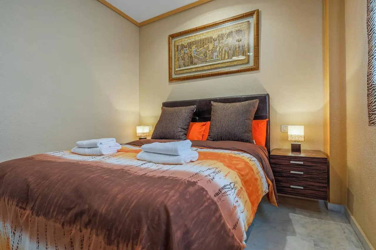 Sensacional Apt 2 Hab 2 Banos 4 Pax Aljarafe Metro San Juan de Aznalfarache 0*,  Spanien